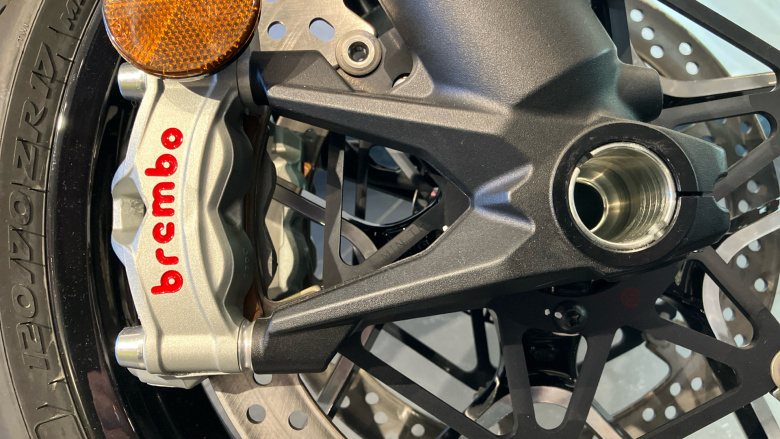 Ducati X Diavel V4 Burning Red (25MY)